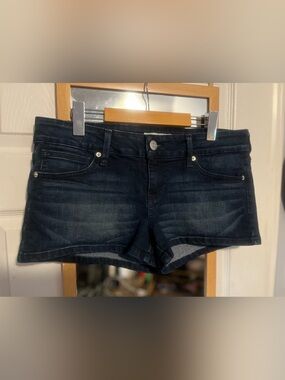 Size 31 Jean Shorts Guess Dark Blue Denim Women's Shorts, Y2K Shorts size 31